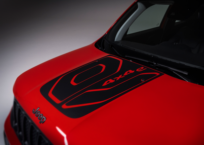 Illustration for article titled The Very First Plug-In Hybrid Jeeps Claim Up to 240 HP and 31 Miles of EV Range
